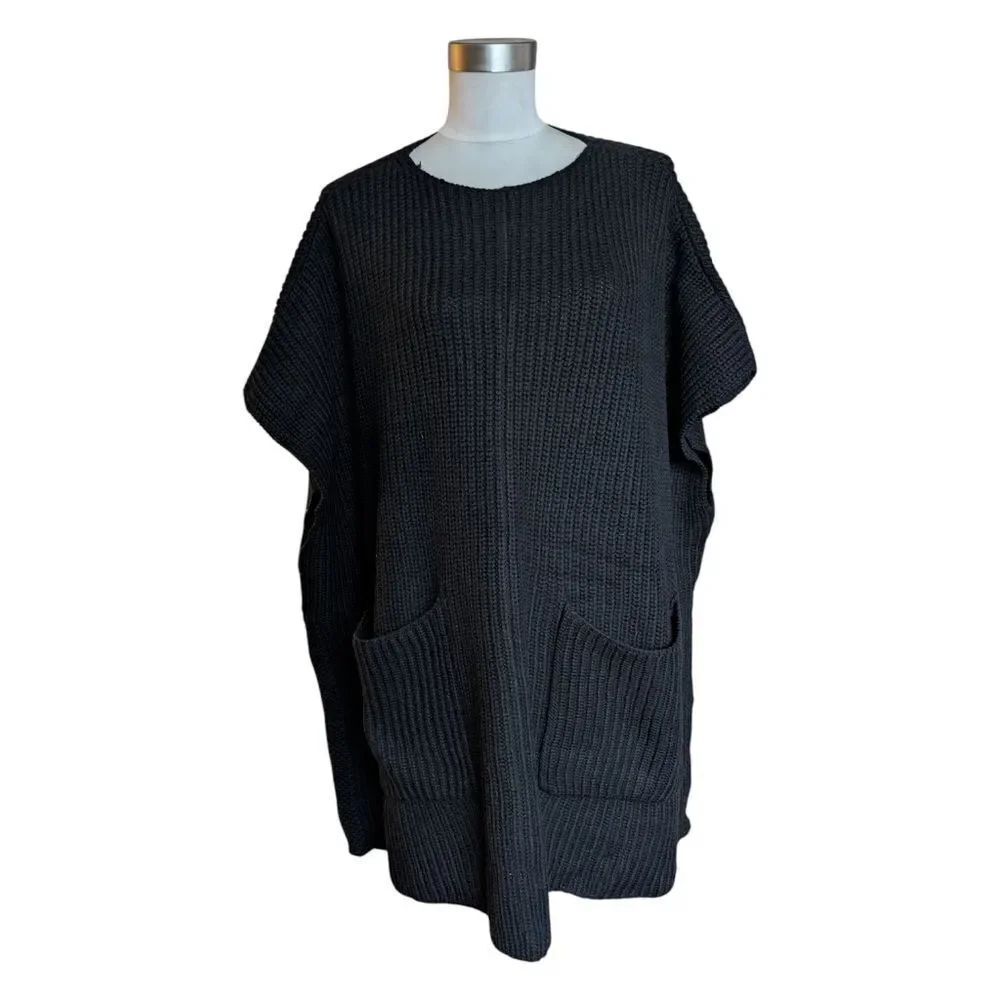 Wilfred Aritzia Black 💯 Wool Oversized Poncho Vest  Sweater One Size Pockets - Picture 9 of 11